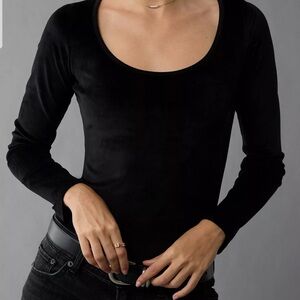 NWT American Eagle Black Long Sleeve Bodysuit Scoop Neck Stretchy Top